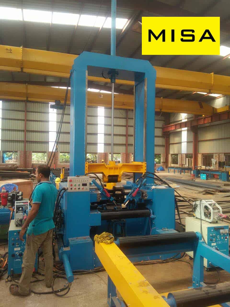 h beam assembling machine (mig welding) (2)